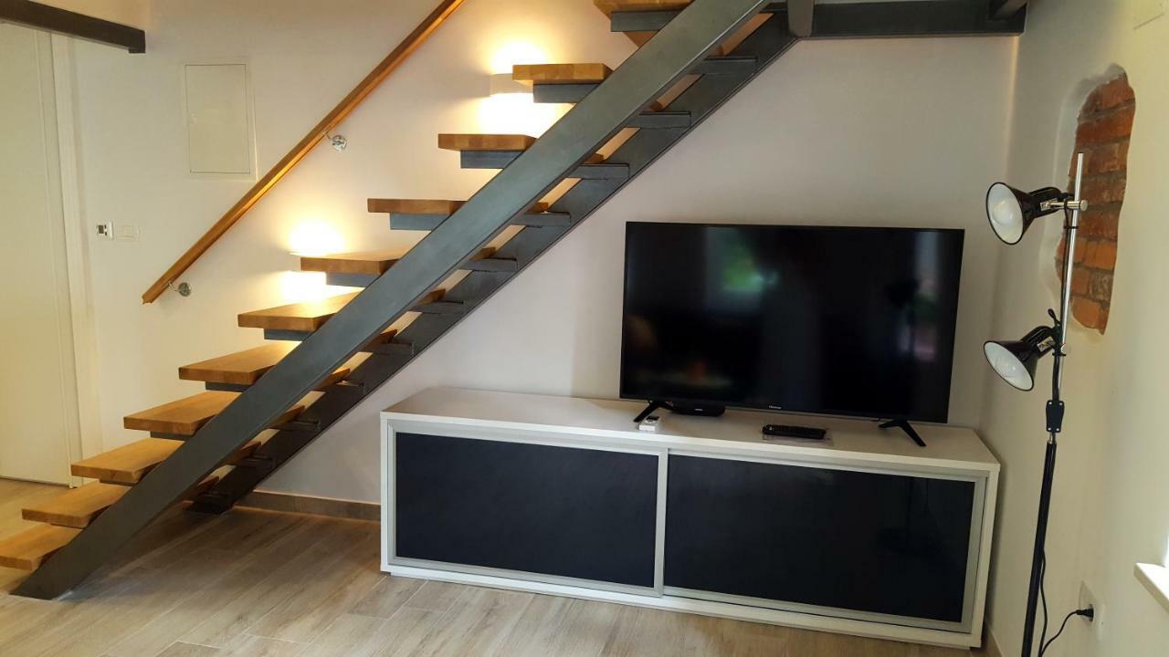 Studio Apartment Vanna - 1St Row To The Sea Opatija Bagian luar foto